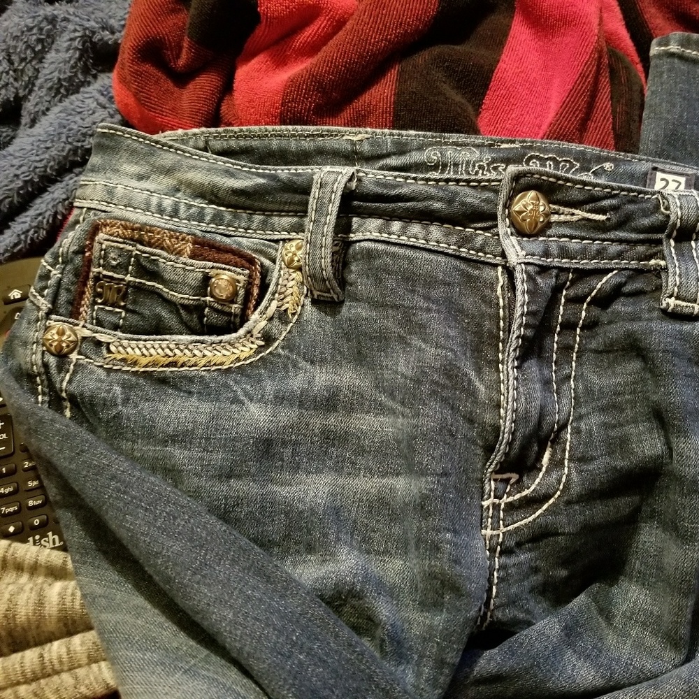 Bundle - Picture 2 of 4